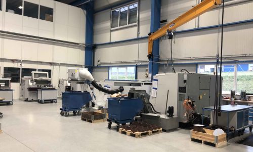 Reinigung von Industriehalle